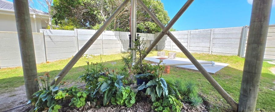 2 Bedroom Property for Sale in Franskraal Western Cape